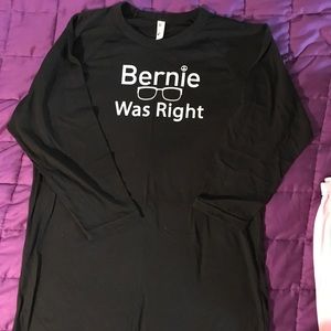 Bernie Sanders T Size M